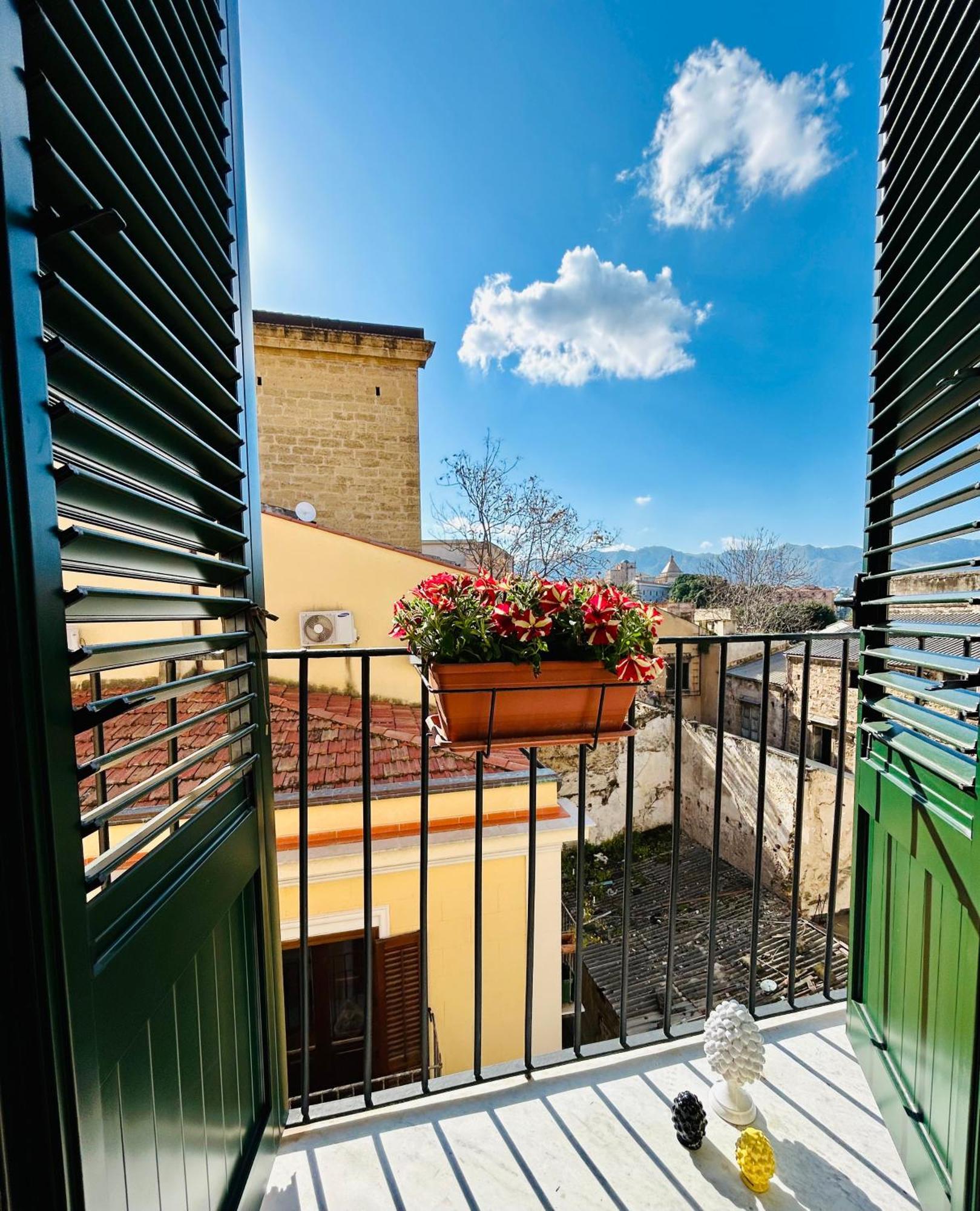 Papiretu'S Portrait Villa Palermo Exterior photo